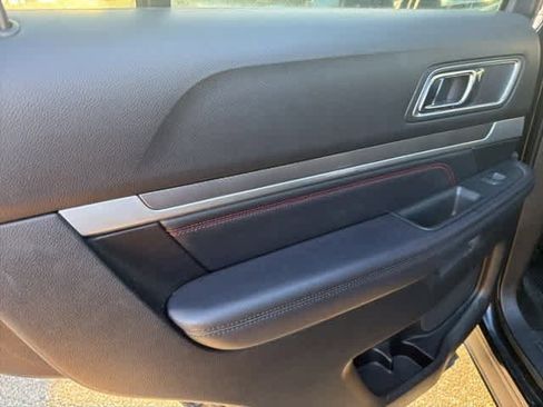 Used 2016 Ford Explorer Sport w/ Equipment Group 401A image 13