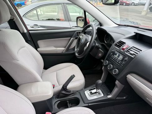Used 2015 Subaru Forester 2.5i Premium w/ Popular Package #2 AWD/4WD image 6
