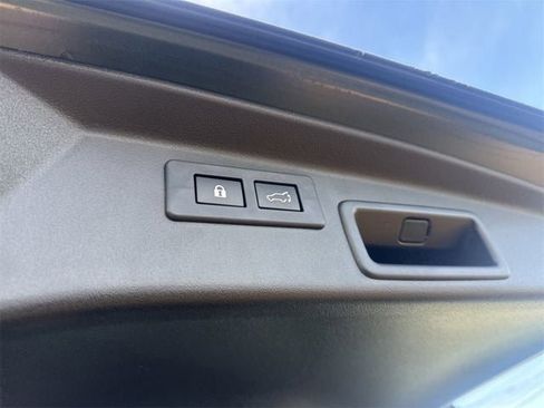 New 2026 Subaru Outback Premium w/ Premium/Limited Package 2 AWD/4WD image 80