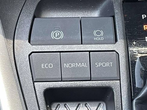 Used 2025 Toyota RAV4 XLE Premium w/ Weather Package FWD image 31