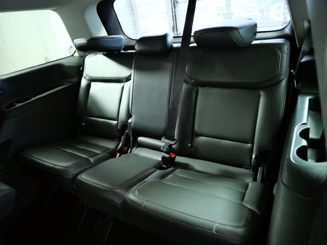 Certified 2025 Ford Expedition Active AWD/4WD image 16
