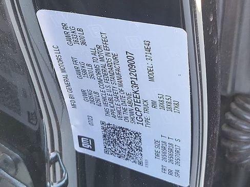 Used 2023 Chevrolet Colorado Trail Boss w/ Technology Package image 39