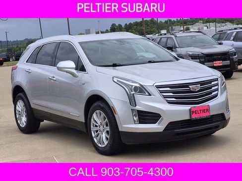 Used 2019 Cadillac XT5 FWD image 1