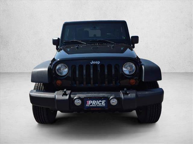 Used 2013 Jeep Wrangler Rubicon w/ PWR Convenience Group AWD/4WD image 2