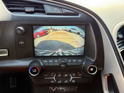 Used 2018 Chevrolet Corvette 1LT image 11