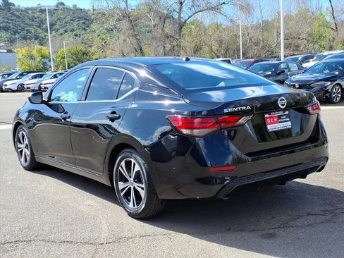 Used 2021 Nissan Sentra SV image 7