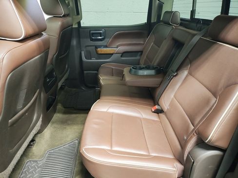 Used 2015 Chevrolet Silverado 1500 High Country image 26