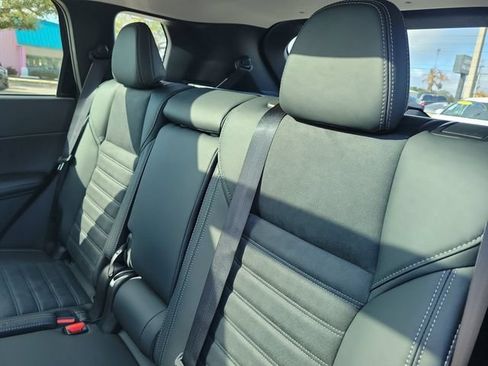 New 2026 Mitsubishi Outlander SE FWD image 13
