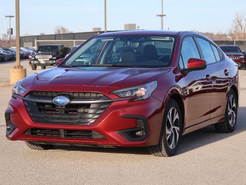 Used 2024 Subaru Legacy Premium image 6