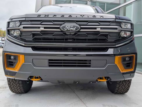 New 2025 Ford Expedition Tremor image 2