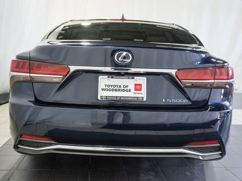 Used 2019 Lexus LS 500h 500h Base w/ Luxury Package image 5