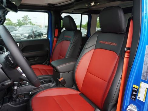 Used 2023 Jeep Wrangler Unlimited Rubicon 4xe image 12