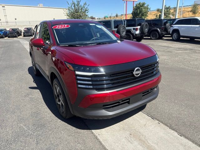 Used 2025 Nissan Kicks SV FWD image 8