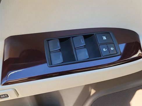 Used 2018 Lexus GX 460 image 12