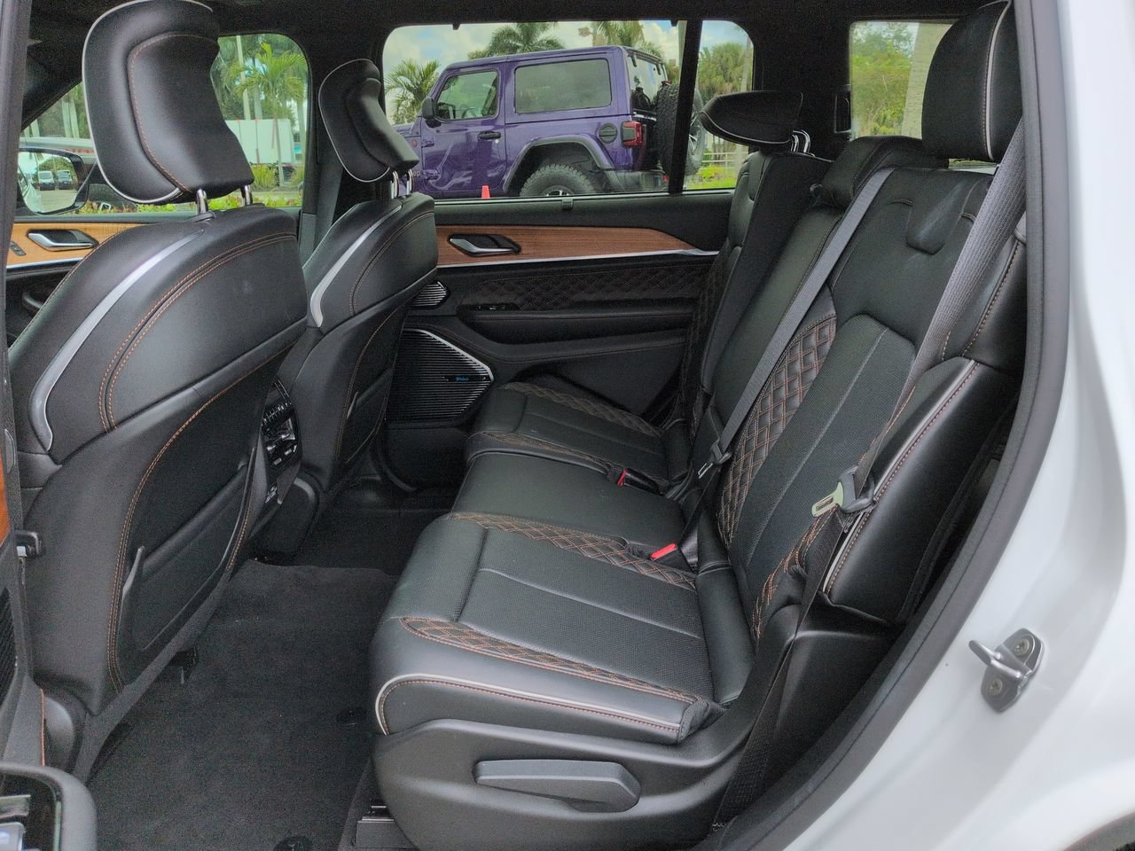 Used 2022 Jeep Grand Cherokee L Summit AWD/4WD image 14