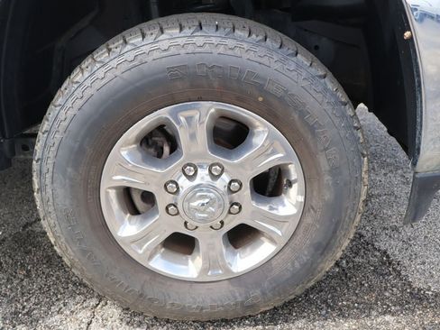 Used 2024 RAM 2500 Big Horn AWD/4WD image 15