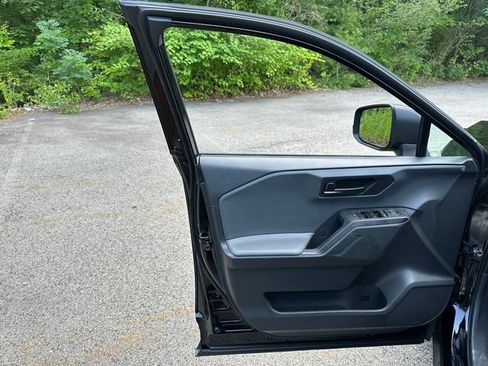 New 2026 Toyota RAV4 LE AWD/4WD image 22