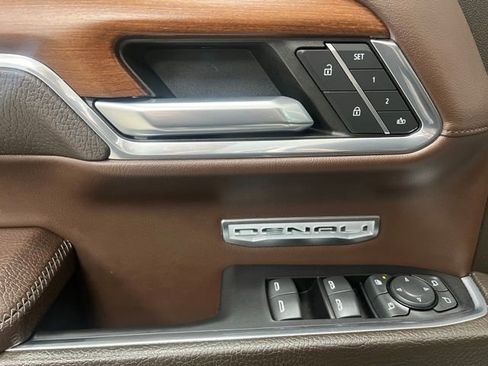 Used 2023 GMC Sierra 1500 Denali w/ Denali Reserve Package image 24