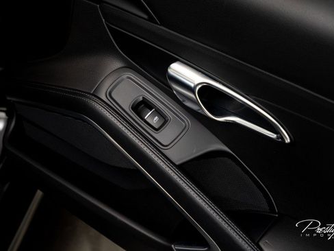 Used 2019 Porsche 911 Carrera image 33