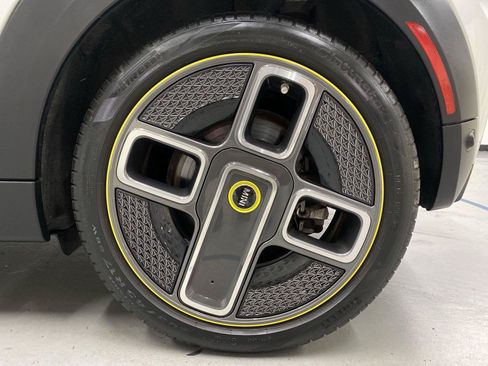 Used 2024 MINI Cooper SE FWD image 23