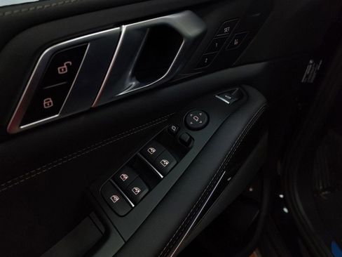 New 2026 BMW X5 xDrive50e image 12