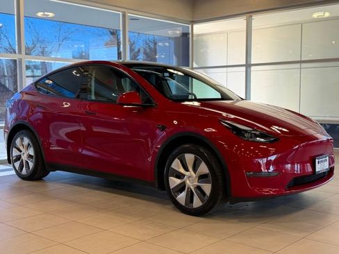 Used 2023 Tesla Model Y Long Range AWD/4WD image 6