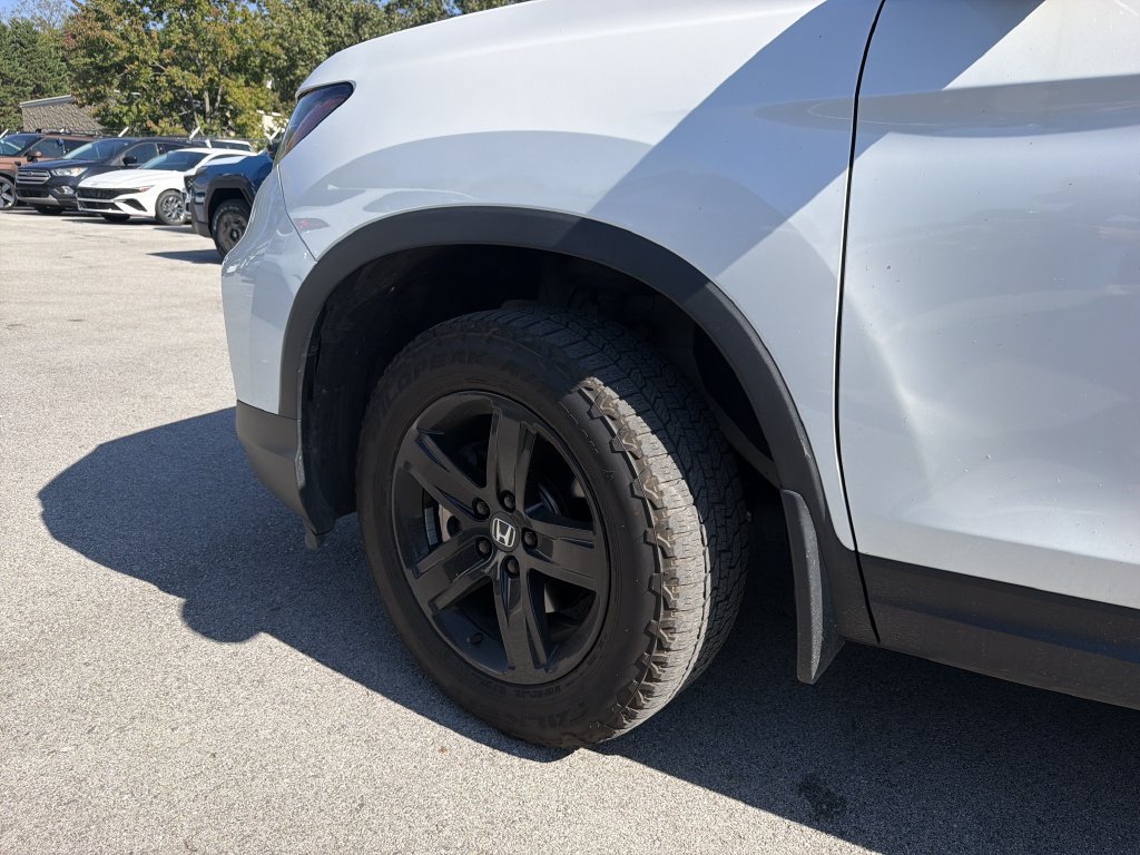 Used 2021 Honda Ridgeline Black Edition image 10