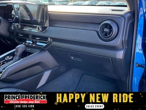 Used 2024 Chevrolet Colorado Trail Boss w/ Advanced Trailering Package image 13