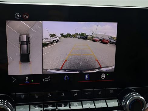 Used 2025 GMC Canyon AT4 w/ Nightfall Edition image 24