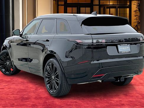 New 2026 Land Rover Range Rover Velar Dynamic SE image 2