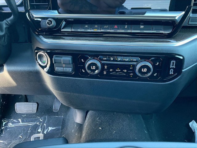 New 2026 Chevrolet Silverado 1500 RST w/ RST Select Package AWD/4WD image 8