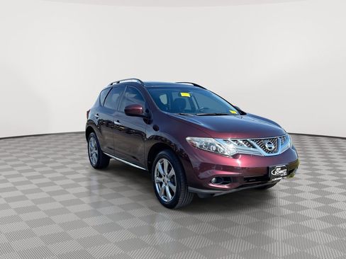 Used 2014 Nissan Murano LE w/ Platinum Edition Package AWD/4WD image 2