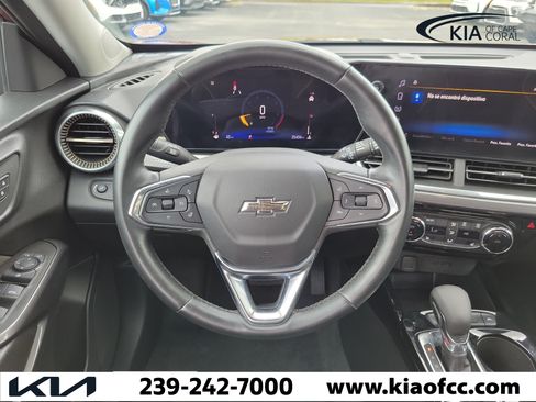 Used 2024 Chevrolet Trax ACTIV w/ Driver Confidence Package FWD image 12