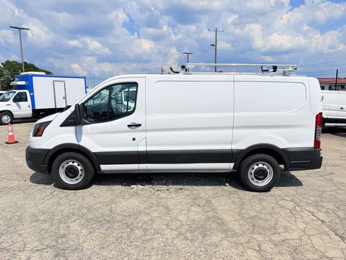 Used 2023 Ford Transit 150 Low Roof w/ Upfitter Package RWD image 5