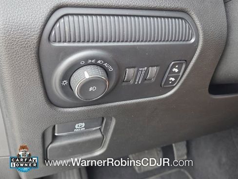 Used 2024 Jeep Wagoneer Series II w/ Flexible Seating Group AWD/4WD image 31