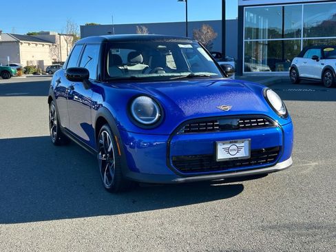 New 2026 MINI Cooper 4-Door Hardtop image 7