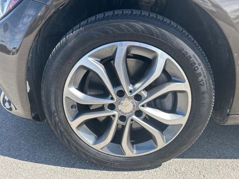 Used 2016 Mercedes-Benz C 300 4MATIC Sedan image 9