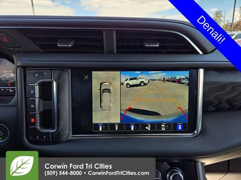 Used 2024 GMC Yukon XL Denali AWD/4WD image 27