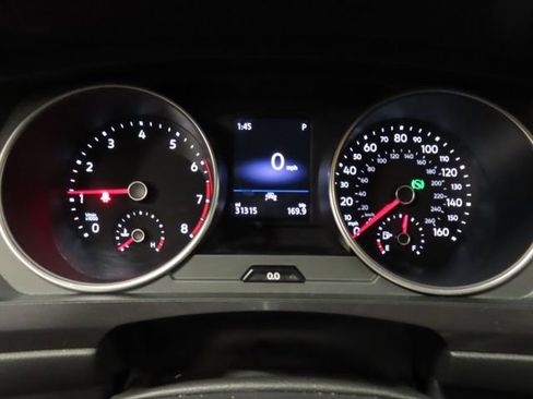 Used 2021 Volkswagen Tiguan S FWD image 23