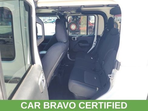 Used 2021 Jeep Gladiator Mojave AWD/4WD image 26