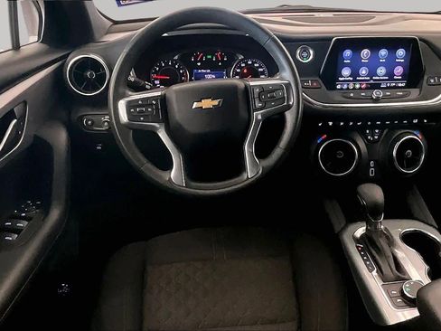 Used 2022 Chevrolet Blazer LT FWD image 5