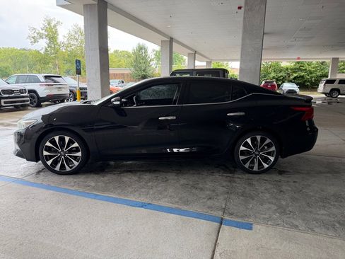 Used 2016 Nissan Maxima SR FWD image 4