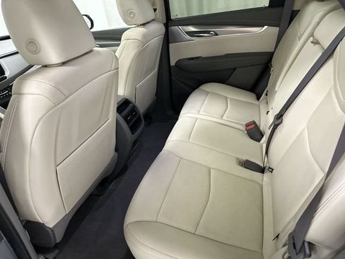 Certified 2024 Cadillac XT5 Premium Luxury AWD/4WD image 16