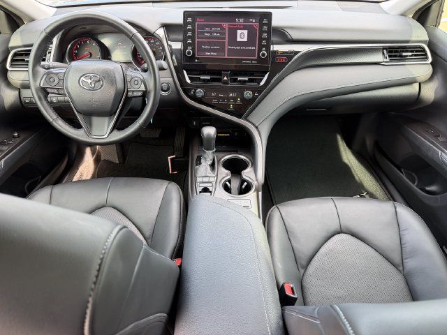 Used 2024 Toyota Camry XSE FWD image 10