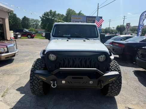 Used 2021 Jeep Wrangler Unlimited Sport AWD/4WD image 9