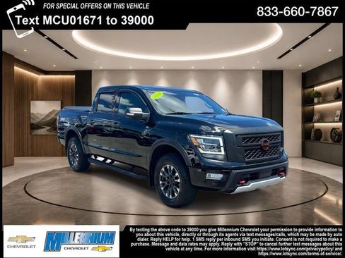 Used 2024 Nissan Titan PRO-4X w/ Pro-4x Convenience Package AWD/4WD image 1