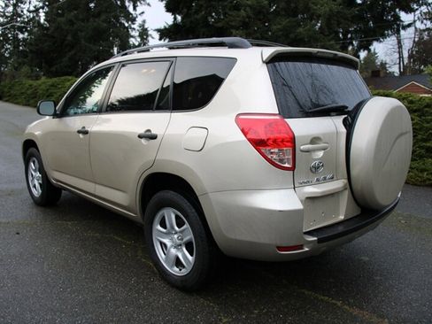 Used 2007 Toyota RAV4 4WD image 4