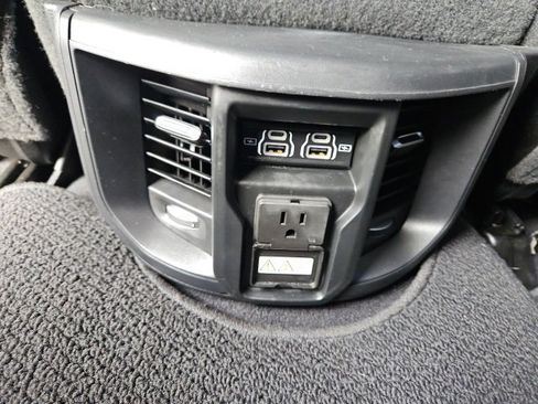 Used 2024 RAM 2500 Laramie image 20