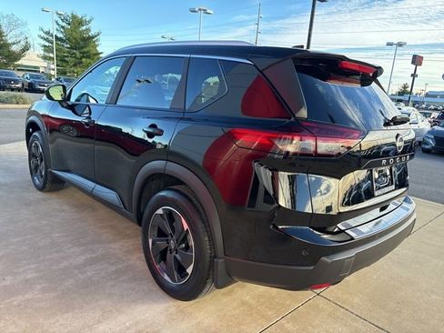 New 2026 Nissan Rogue SV w/ SV Premium Package image 8