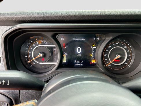 Used 2024 Jeep Wrangler Unlimited Sport AWD/4WD image 37